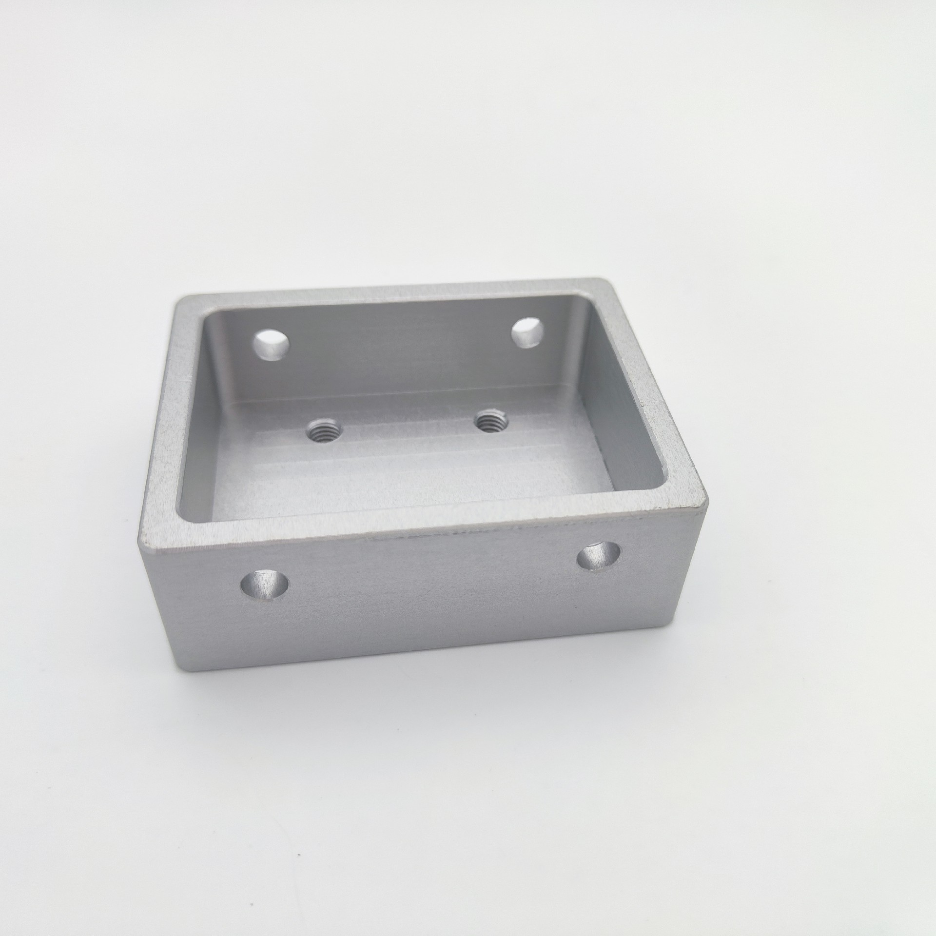 Custom Precision CNC Machined Aluminum Enclosure & Mounting Block